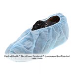 Cardinal Health™ Non-Woven Spunbond Polypropylene Skid-Resistant Shoe Cover, Universal